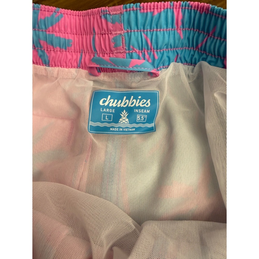 Chubbies Mens Swim Trunks Large 5.5 Inseam Pink Blue Tropical Palm Tree Shorts - Picture 2 of 4